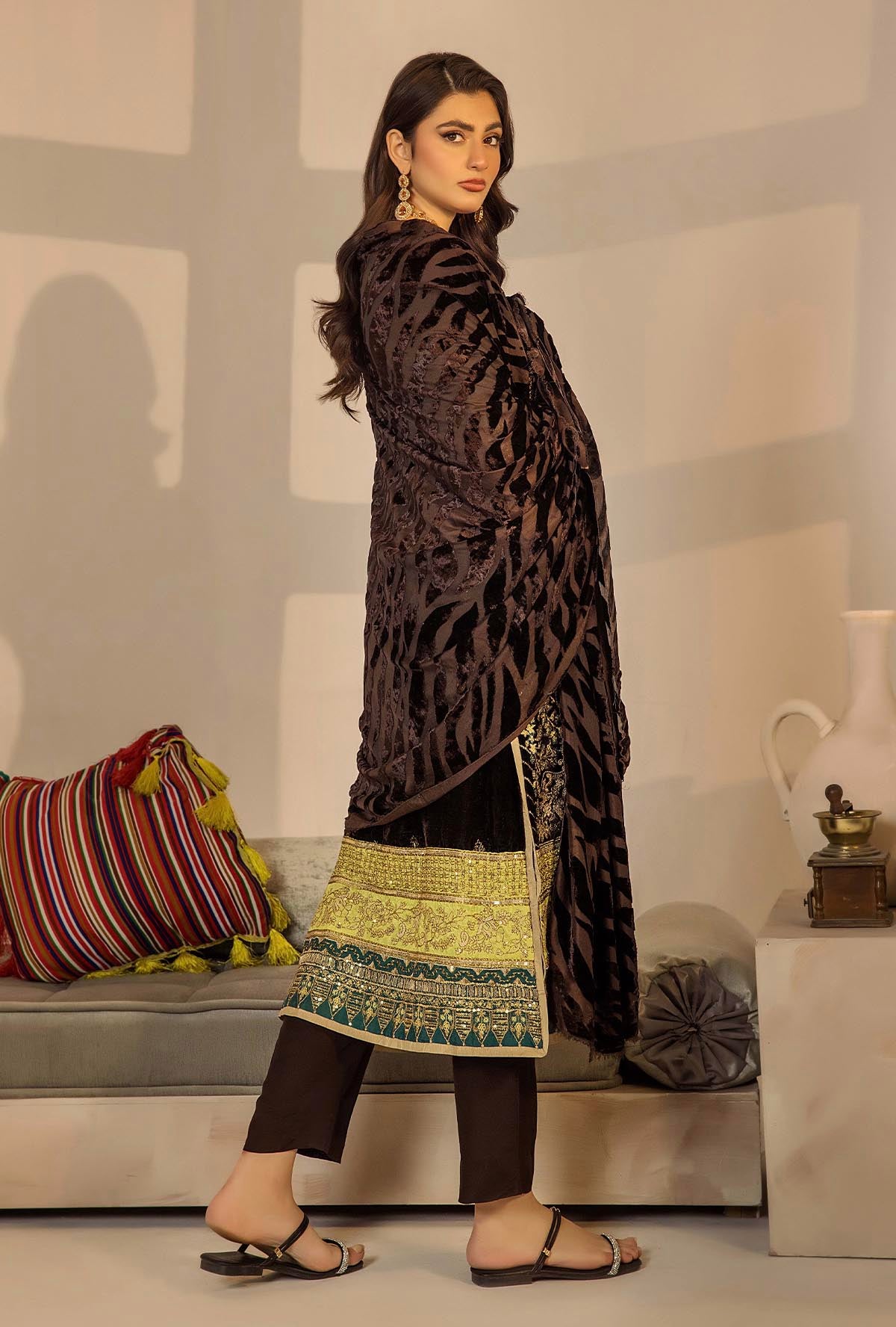 1 Piece – Embroidered Velvet