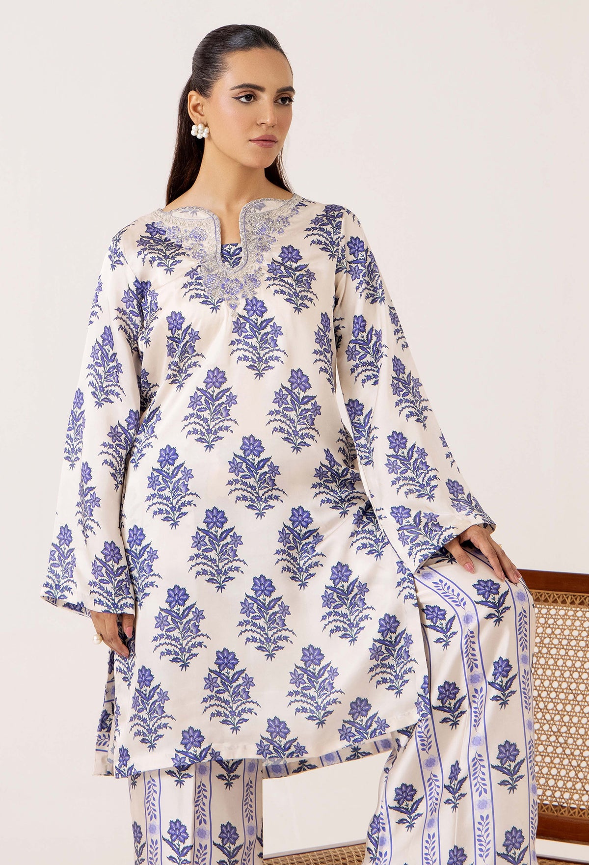 2 Piece – Printed Shamoz Silk
