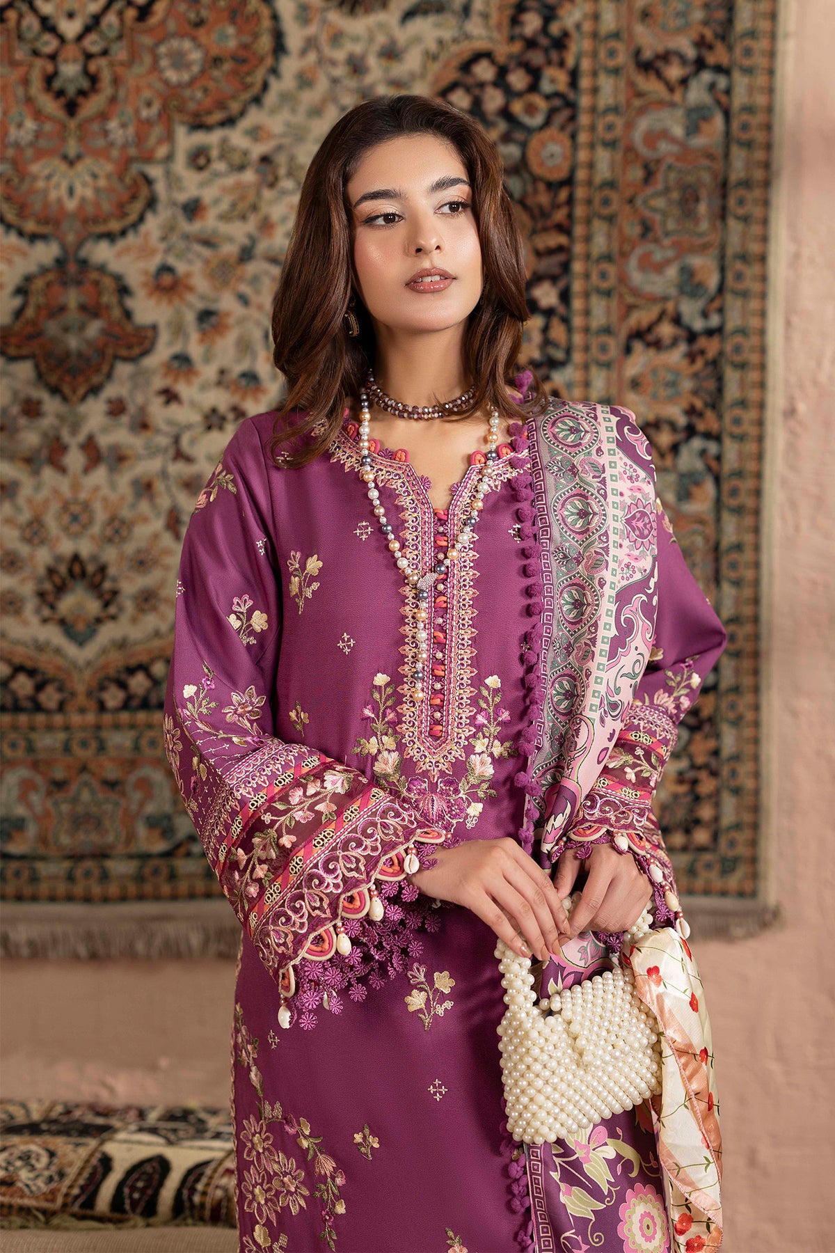 3 Piece – Embroidered Dhanak