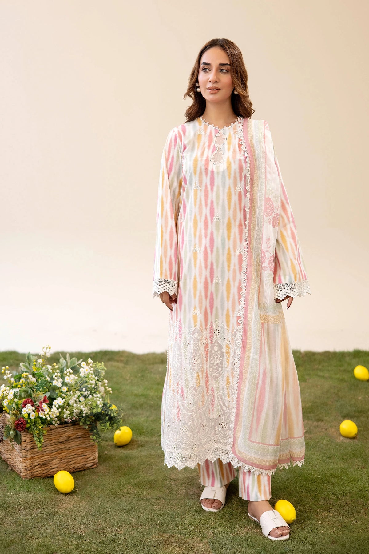 3 Piece – Embroidered Lawn