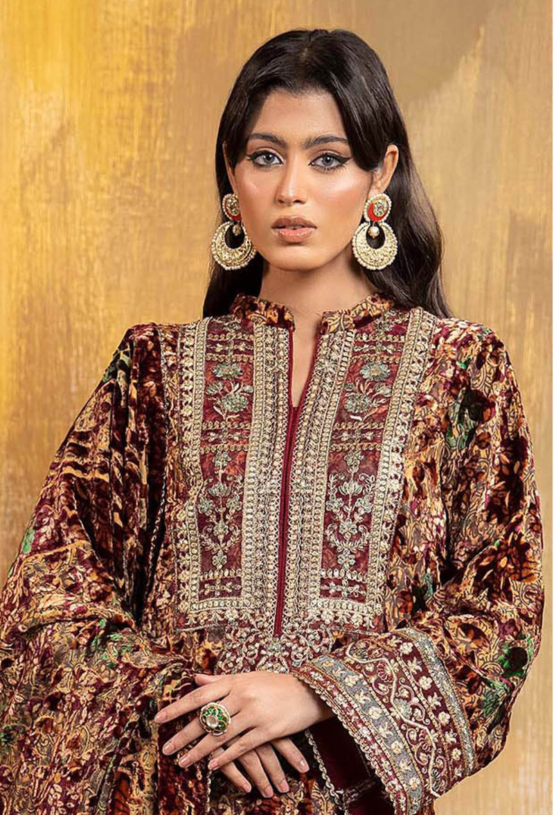 Plachi Embroidered'2 5557