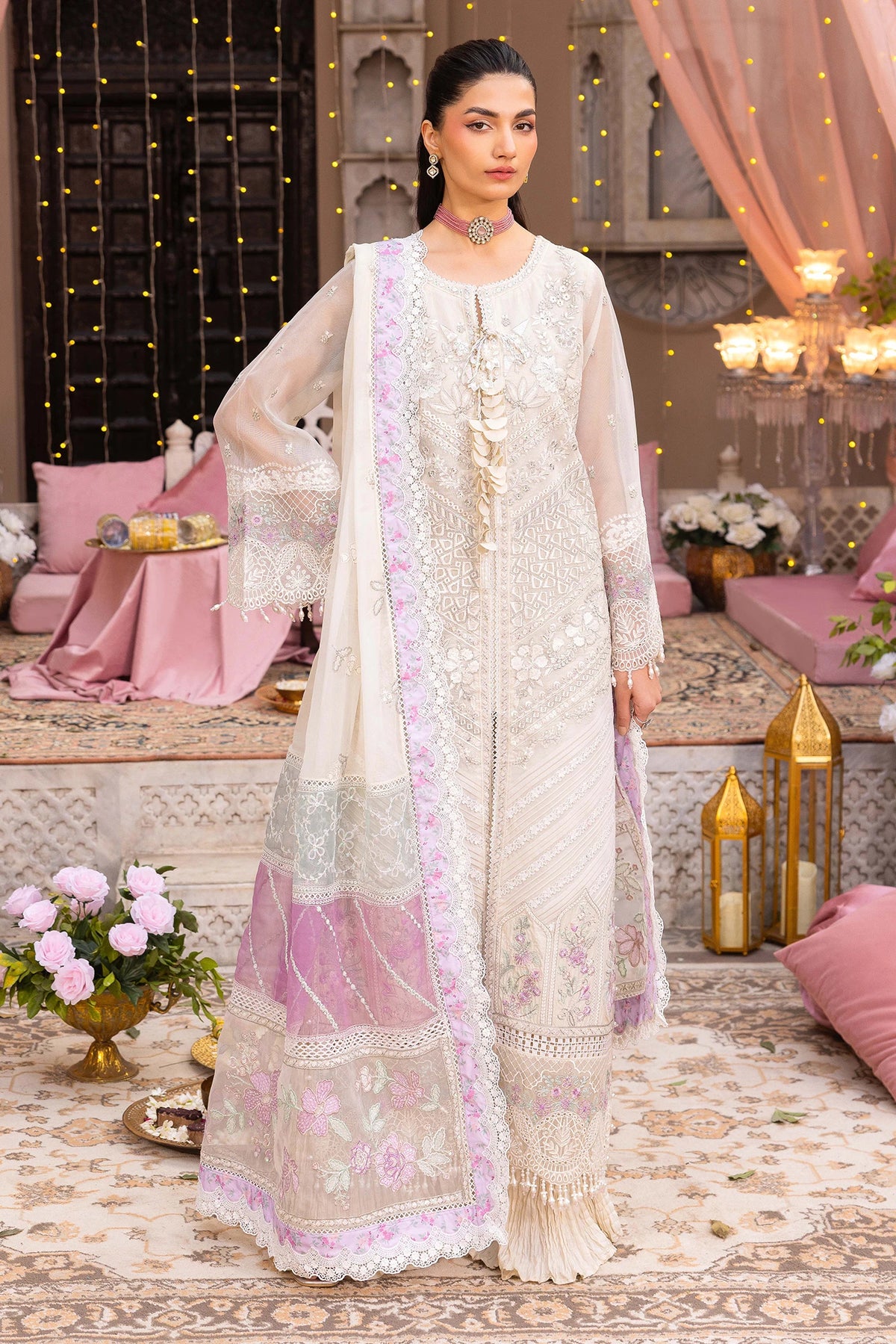 3 Piece – Embroidered Lawn