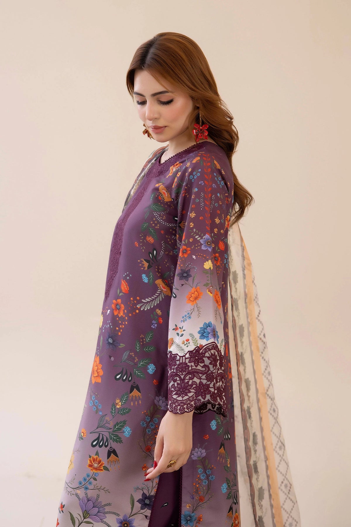 3 Piece – Embroidered Lawn