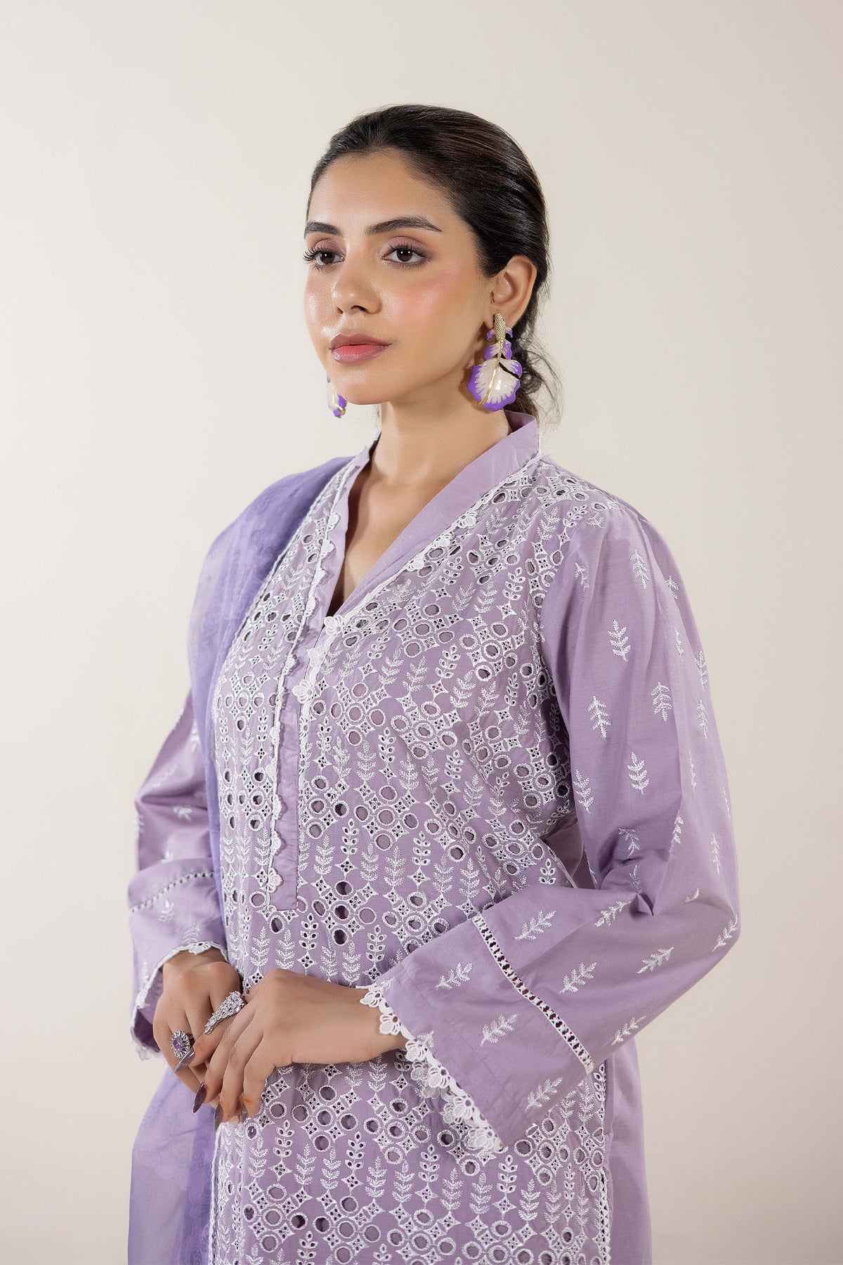 3 Piece – Embroidered Lawn