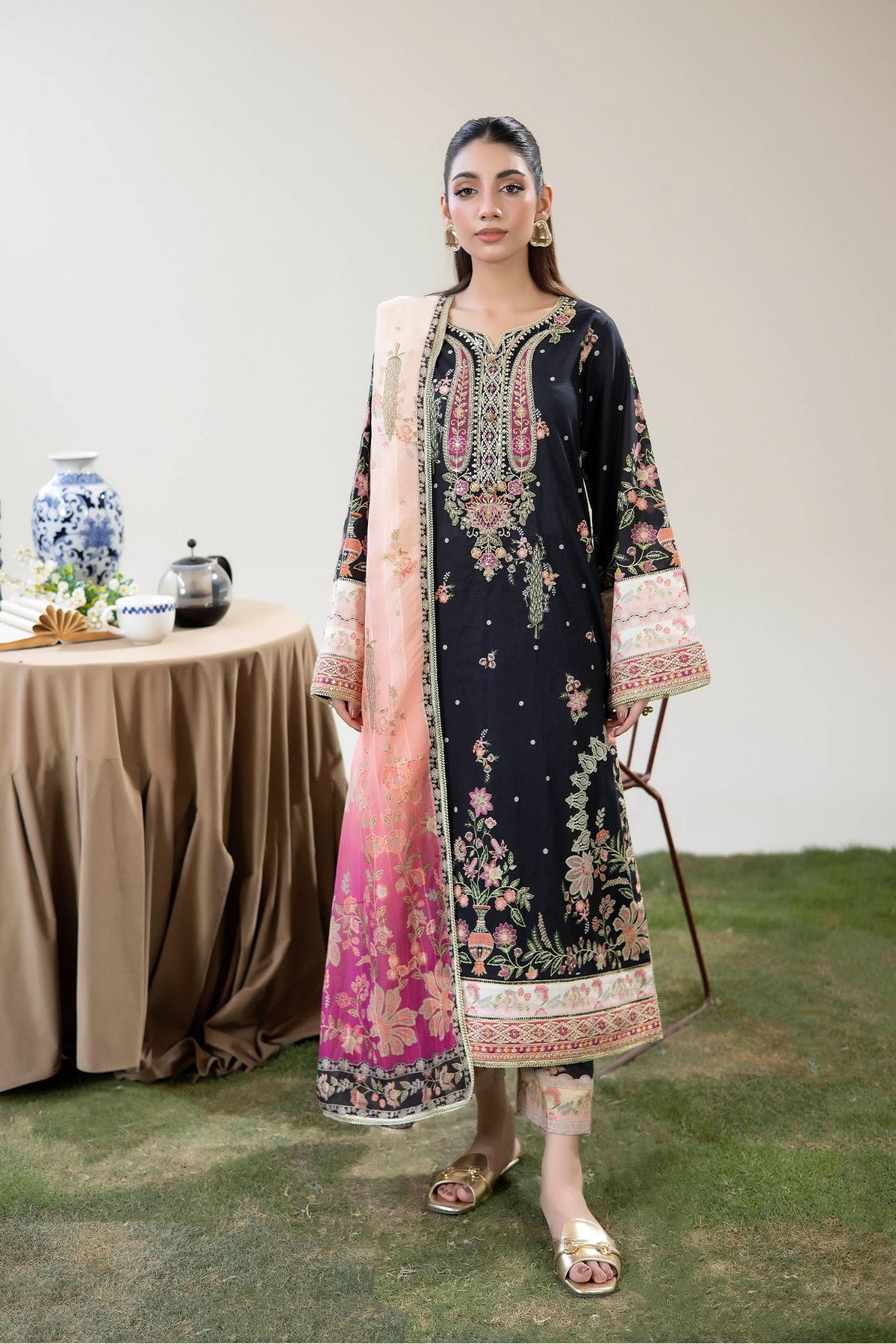 3 Piece – Printed Lawn