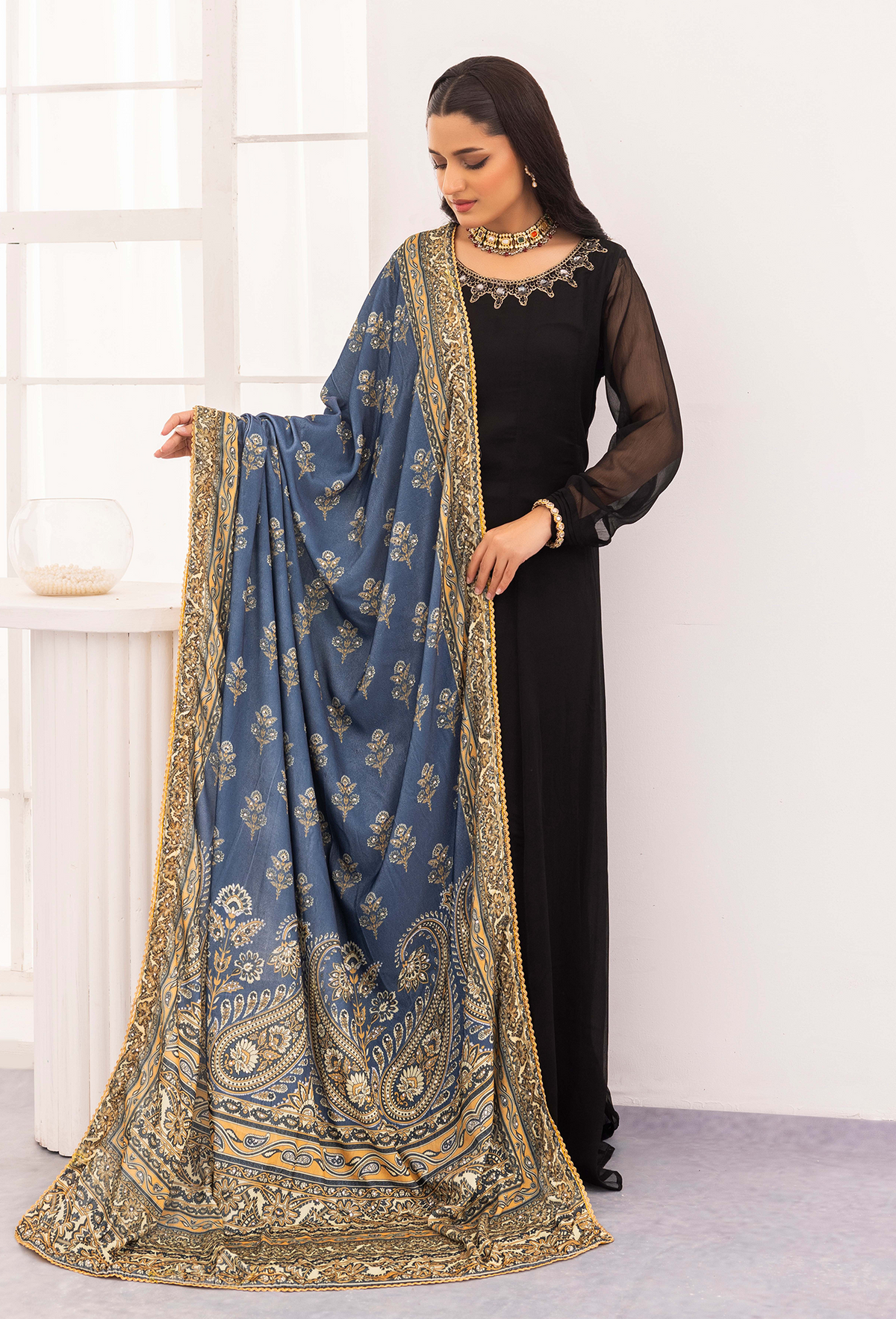 Adan's Velvet- Shawl