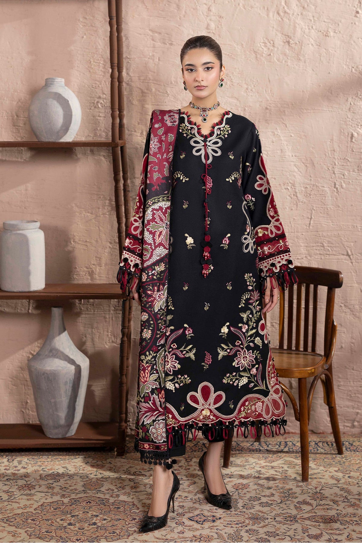Embroidered Unstitched دھنک
