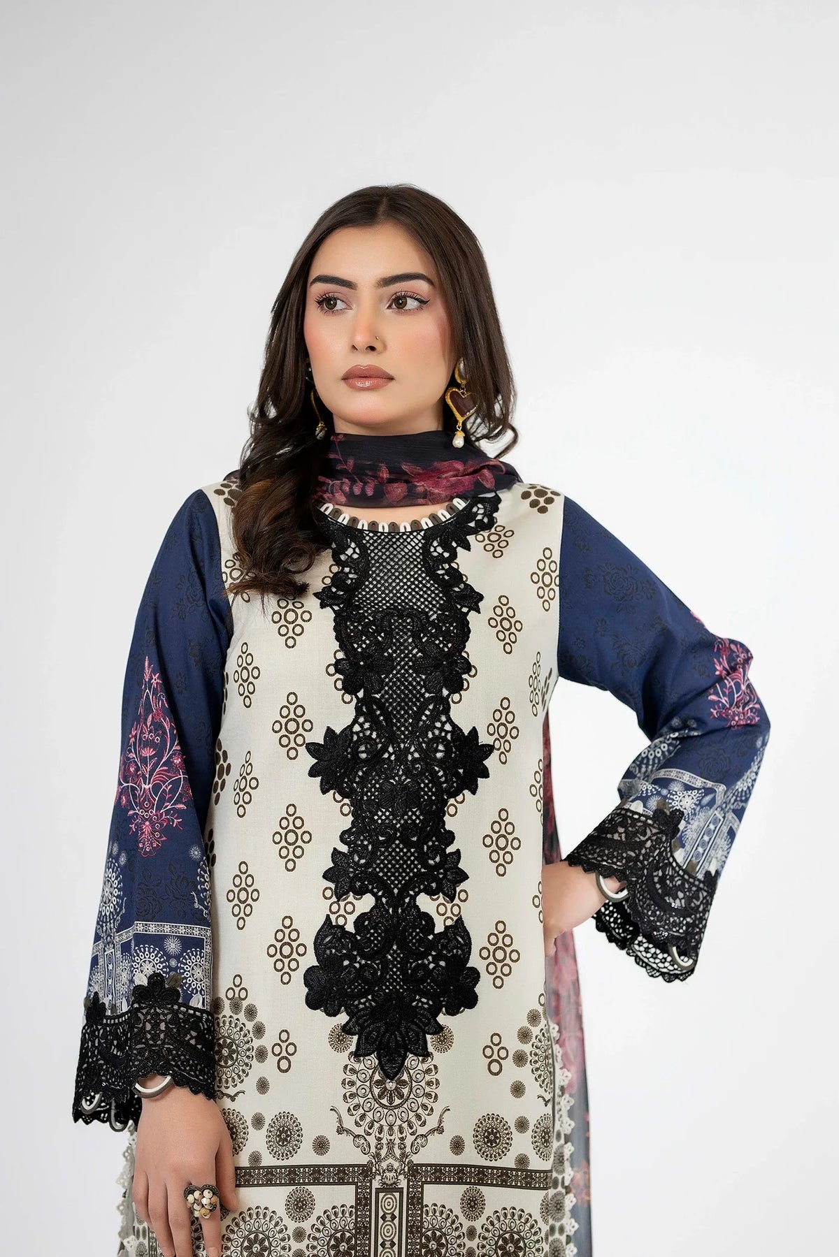 ADAN'S ETHNIC PRINTS