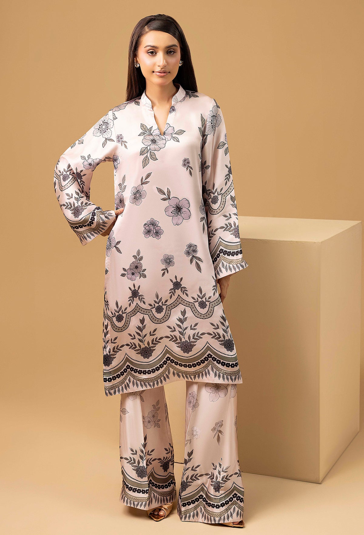 2 Piece – Printed Shamoz Silk
