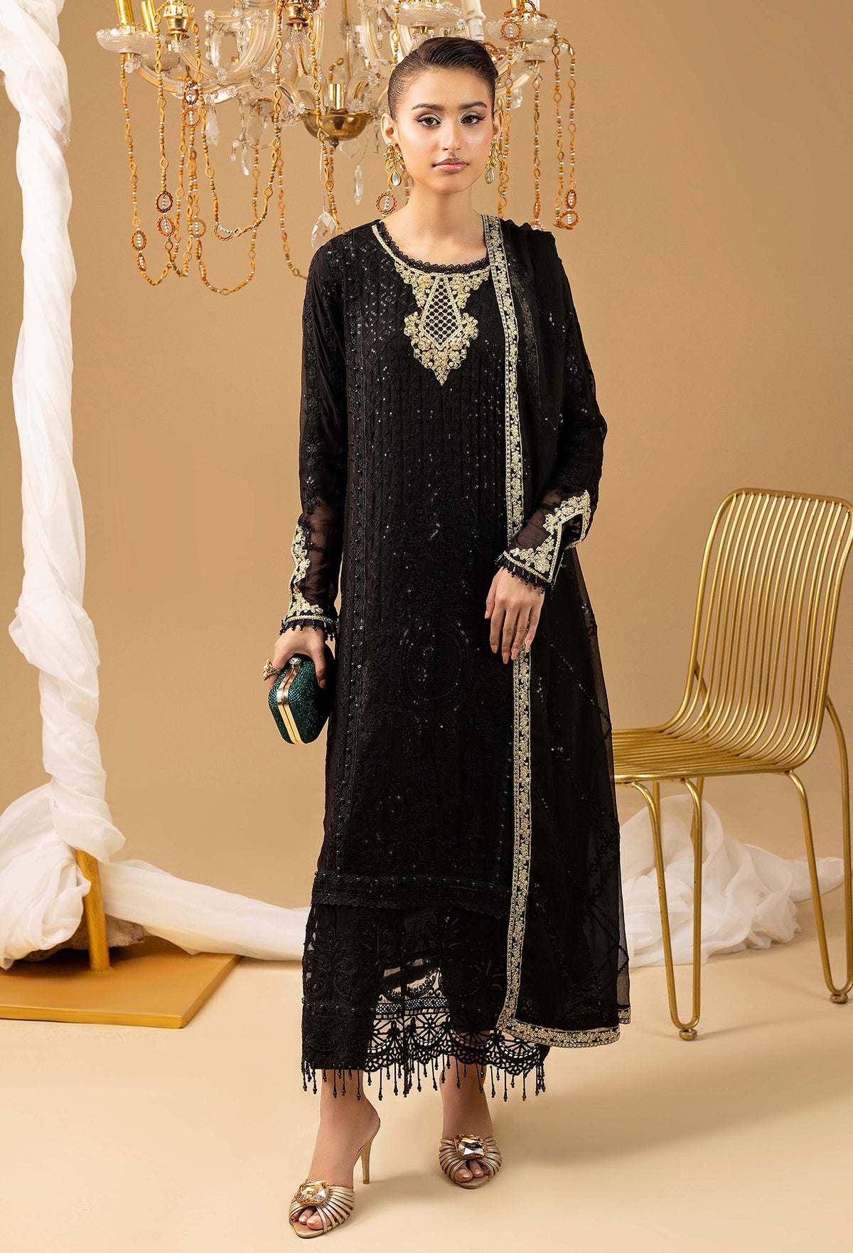 3 Piece – Embroidered Chiffon