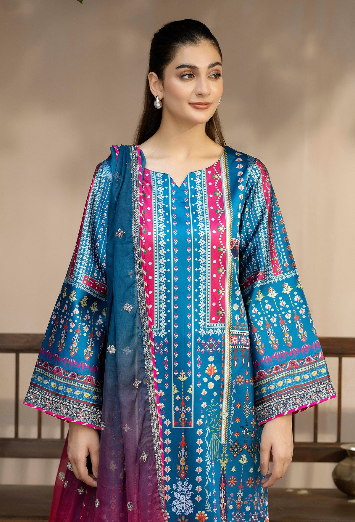 3 Piece – Embroidered Silk