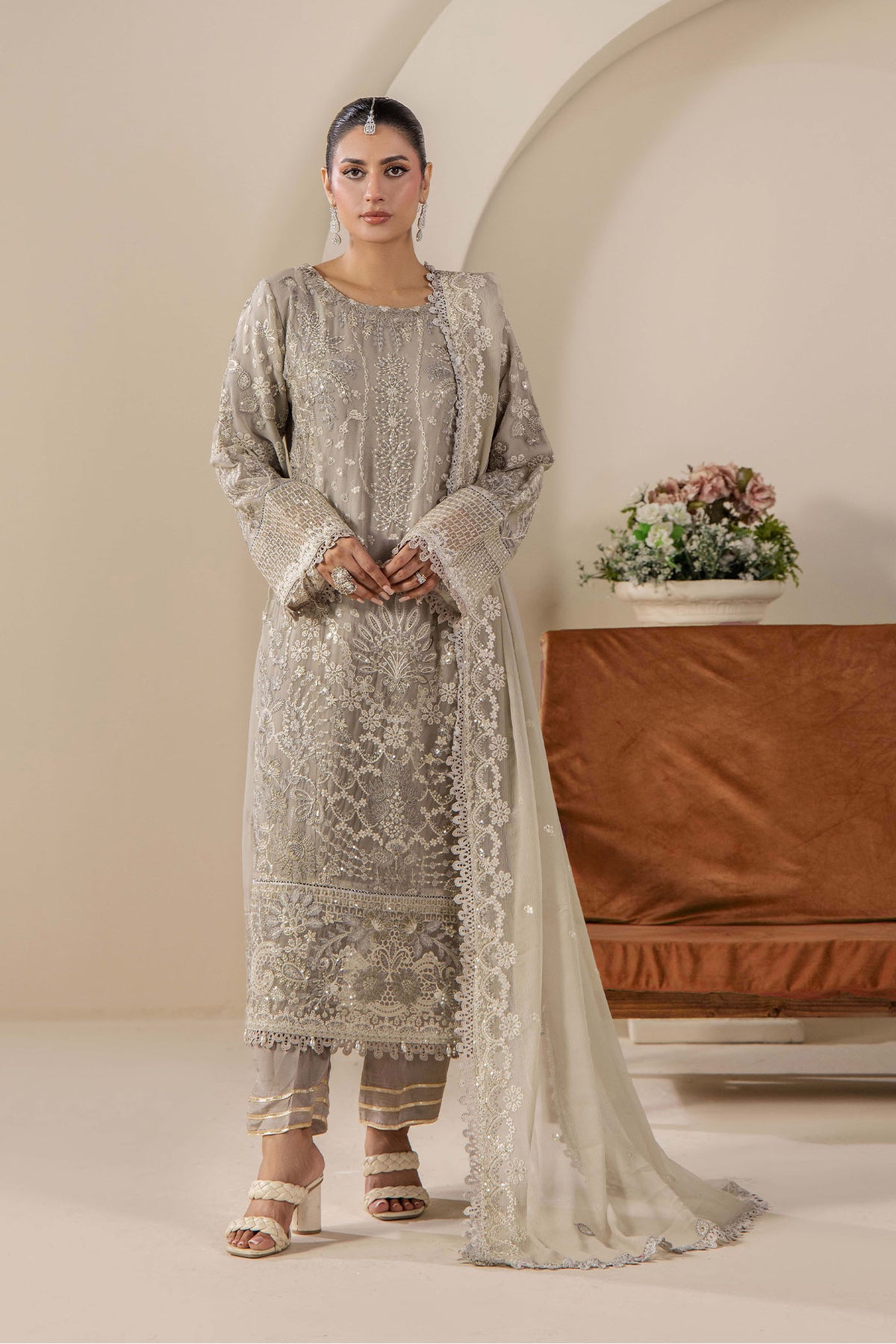 3 Piece – Embroidered Chiffon
