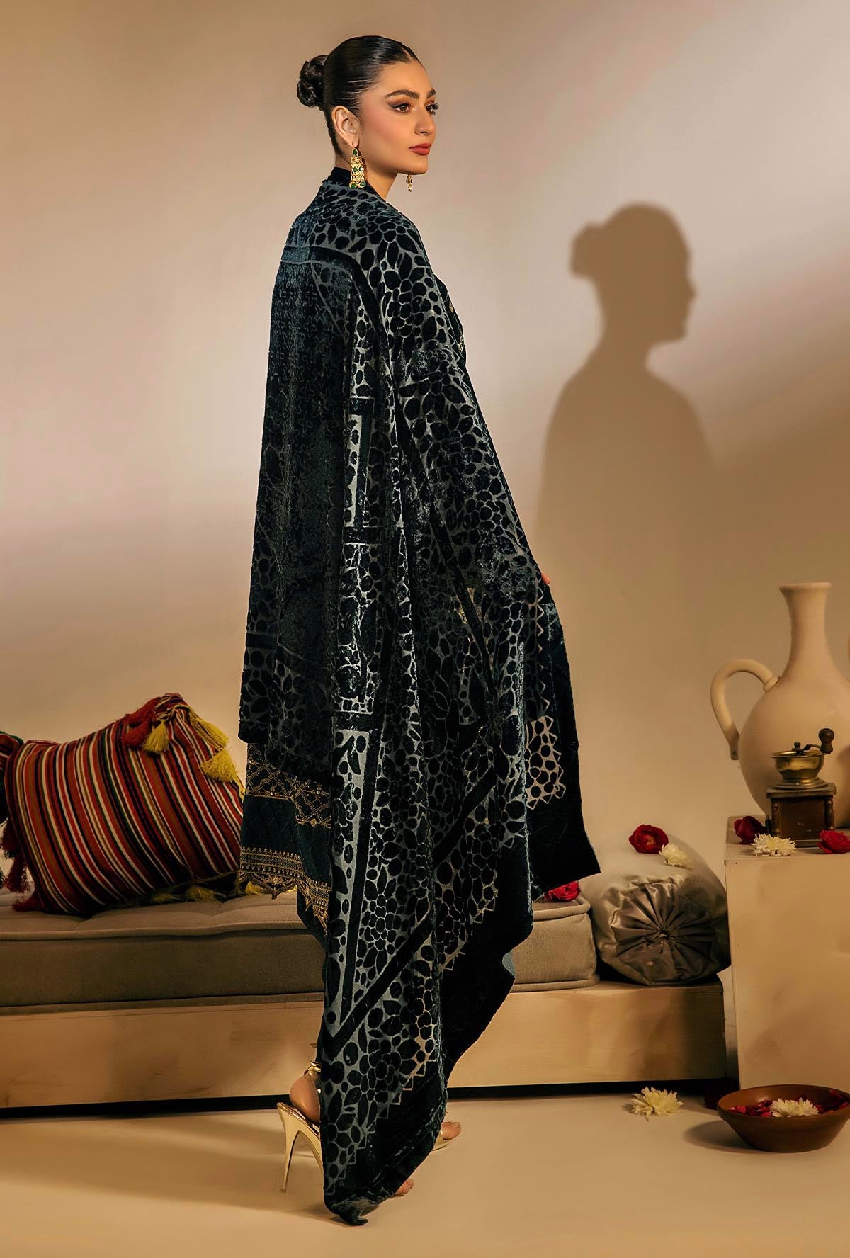 1 Piece – Embroidered Velvet