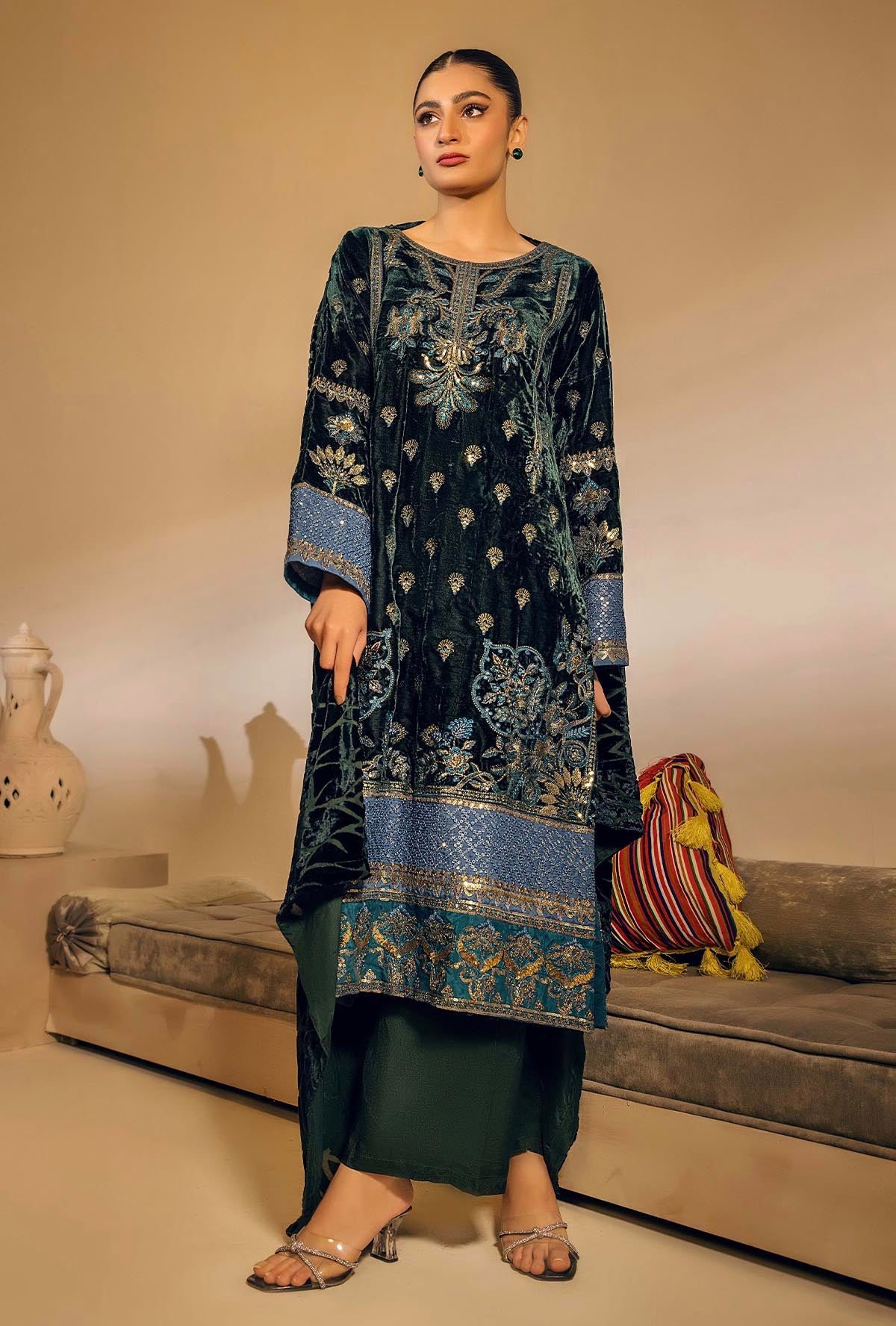 1 Piece – Embroidered Velvet