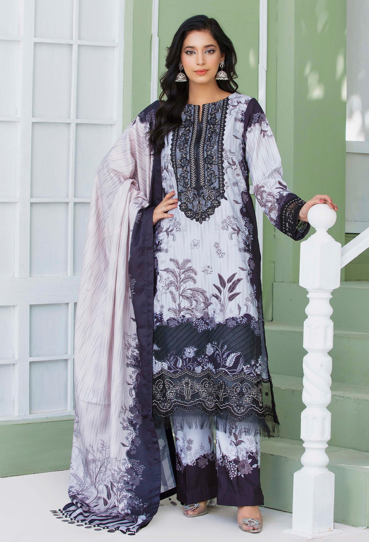 3 Piece – Printed Khaddar