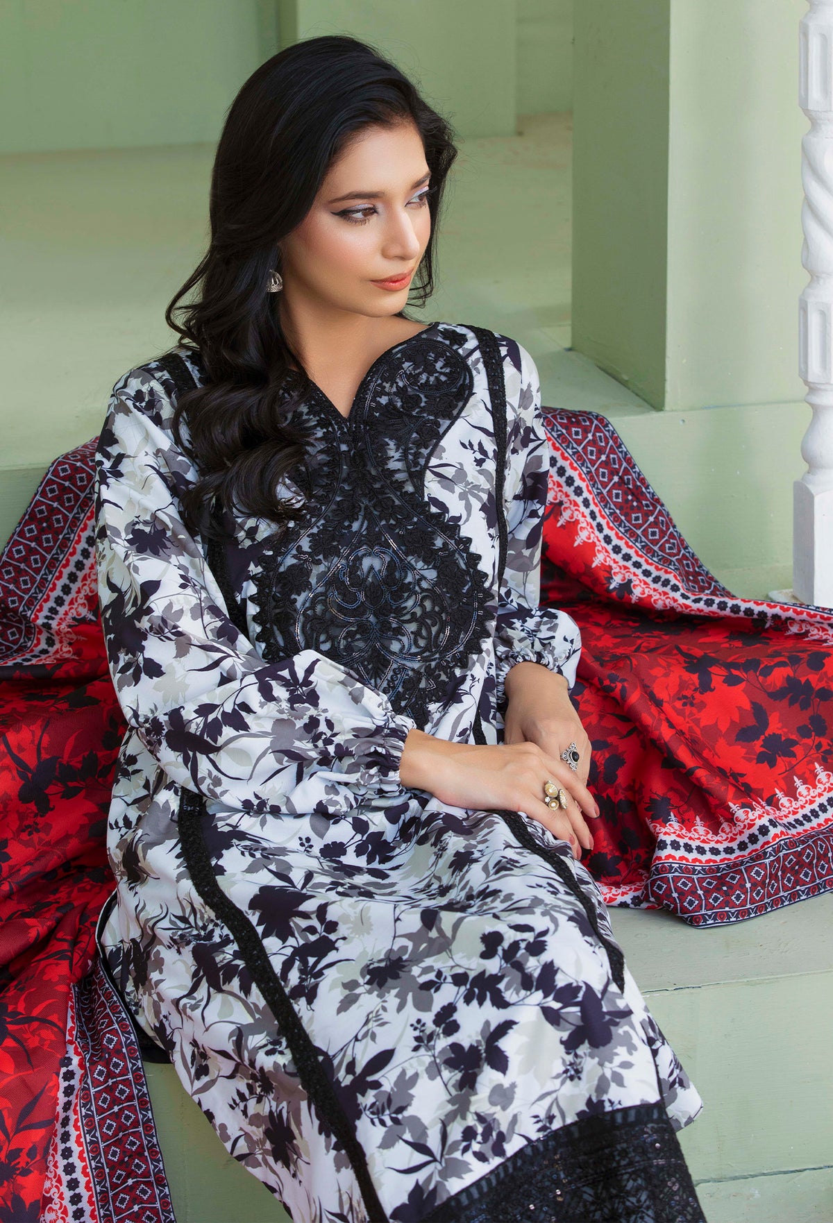 3 Piece – Printed Khaddar