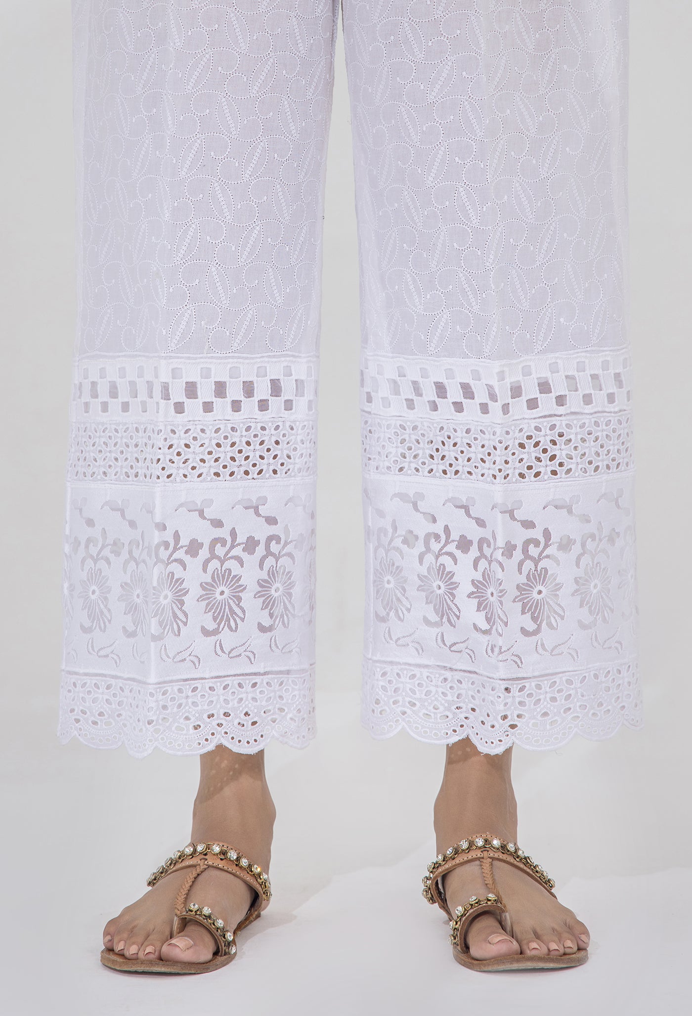 White Bottom 5213