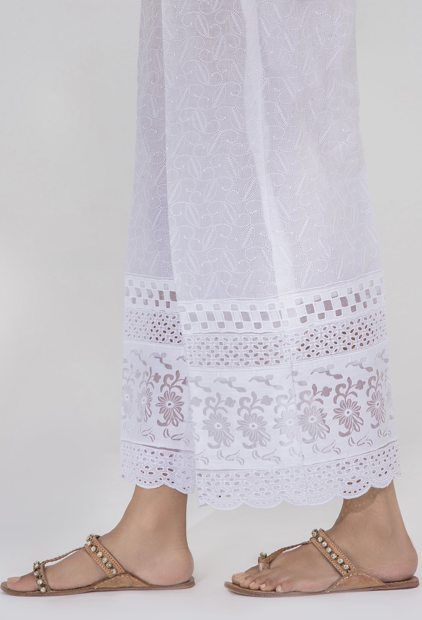 White Bottom 5213