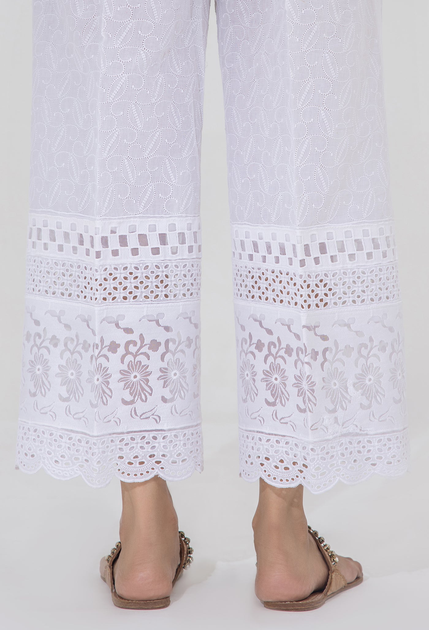 White Bottom 5213
