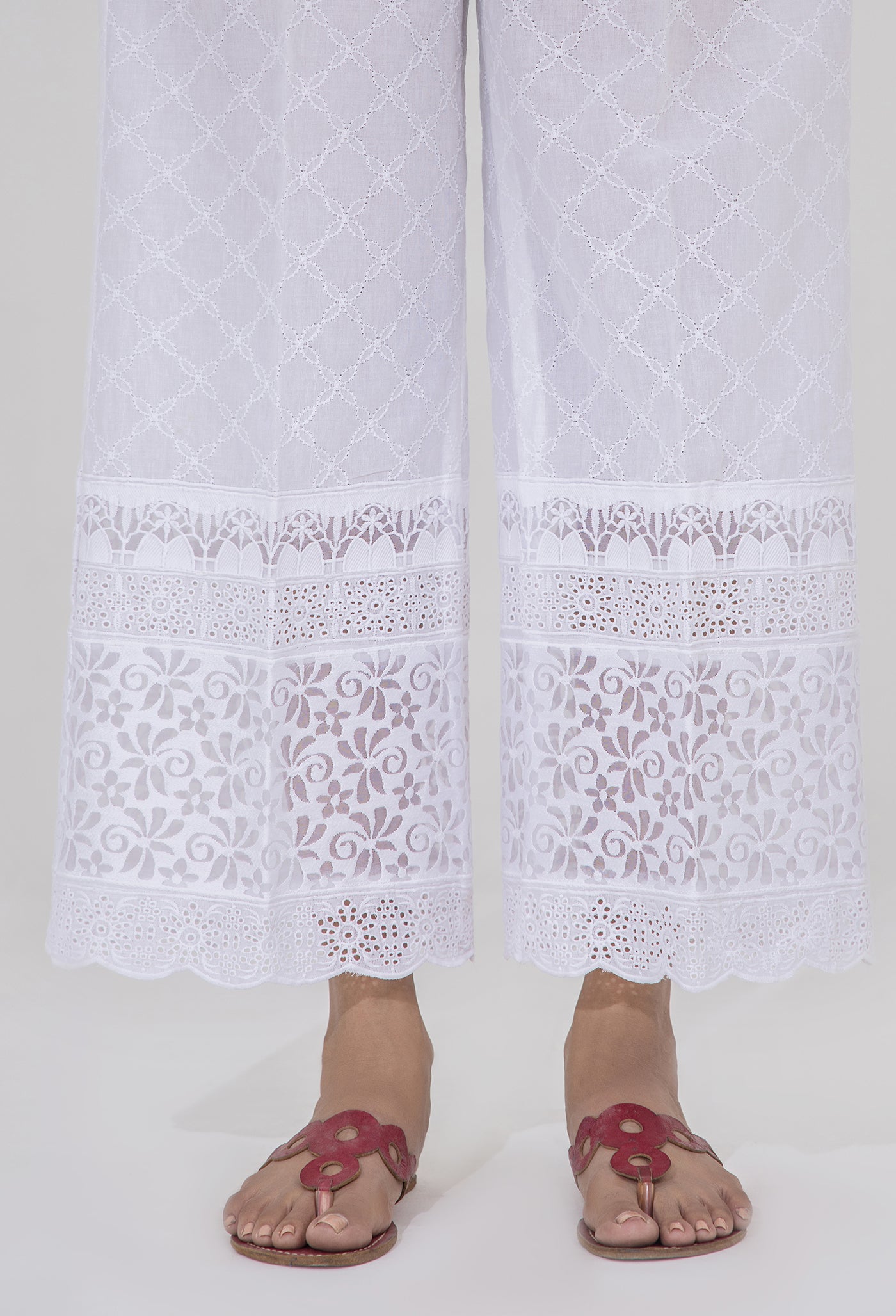 White Bottom 5215