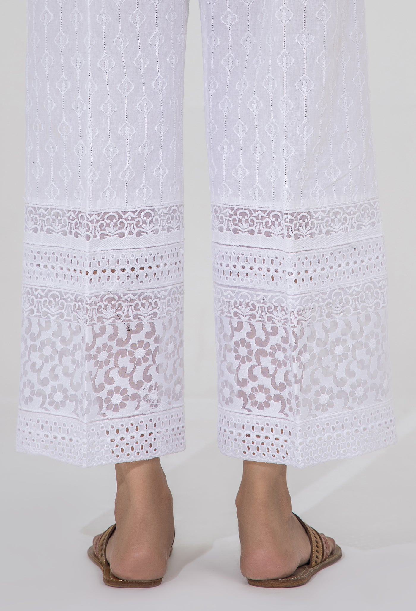 White Bottom 5220