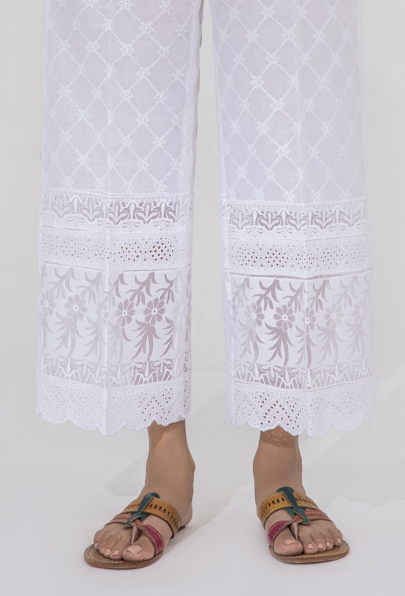White Bottom 5221