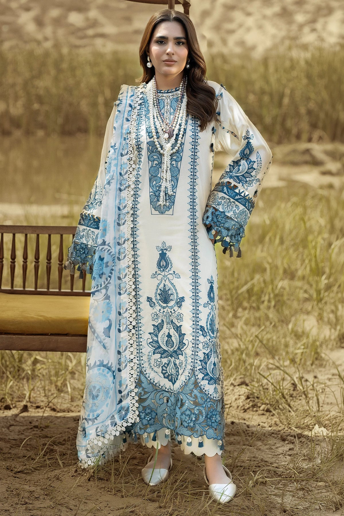 3 Piece – Embroidered Lawn