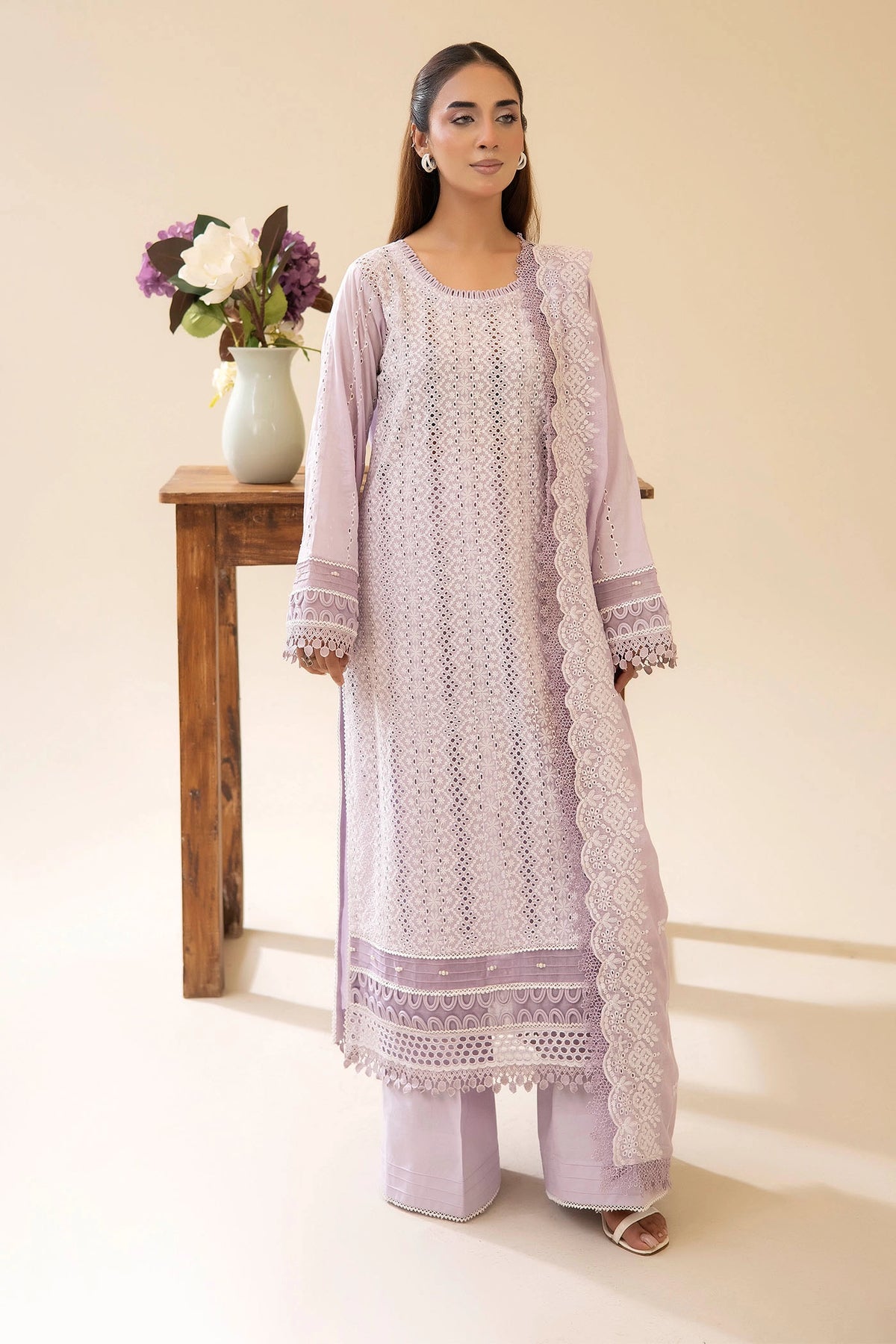 3 Piece – Embroidered Lawn