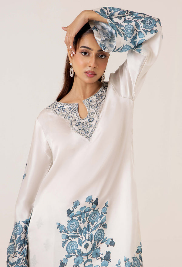 2-PC EMB SILK 7633