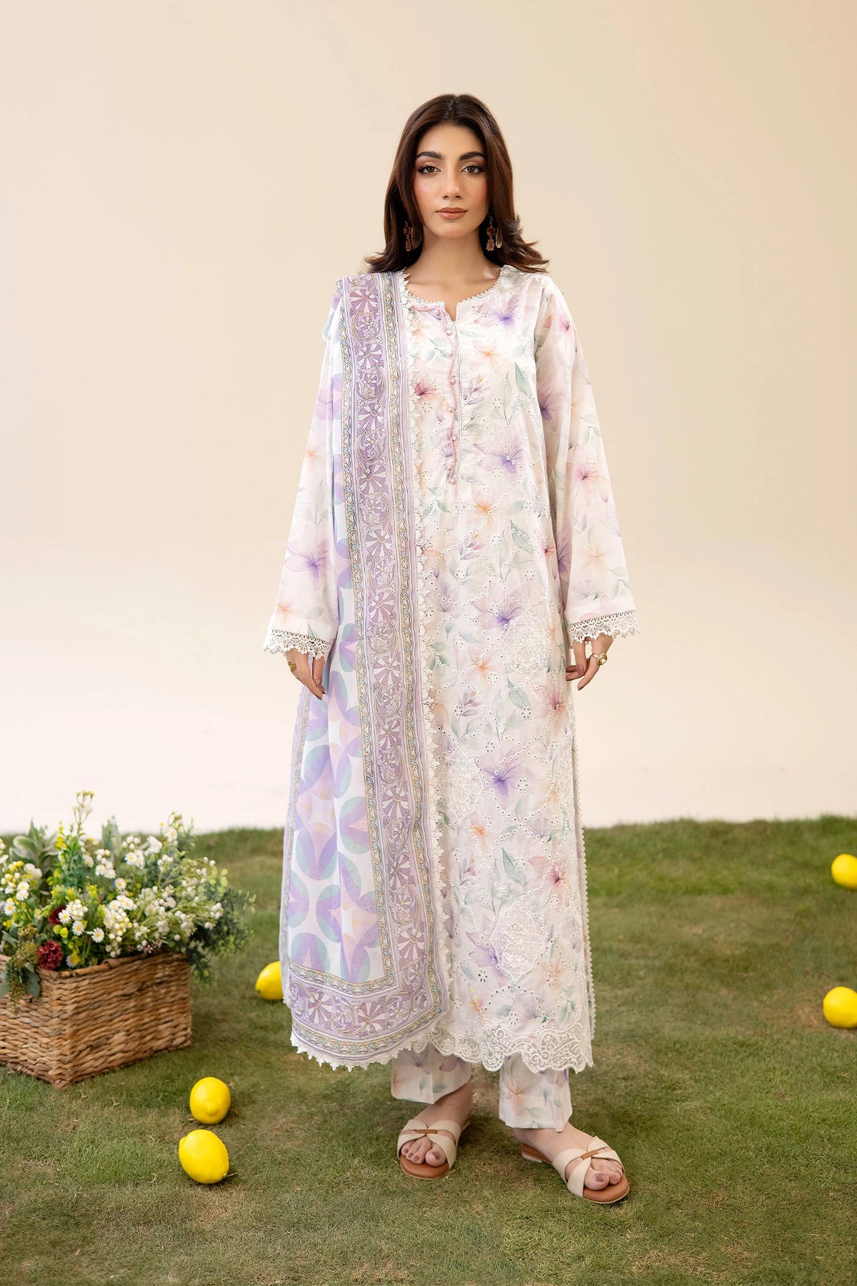 3 Piece – Embroidered Lawn