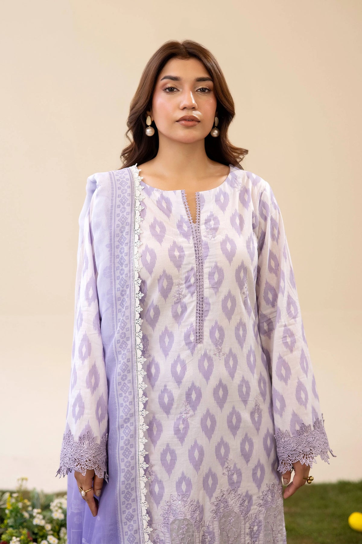 3 Piece – Embroidered Lawn