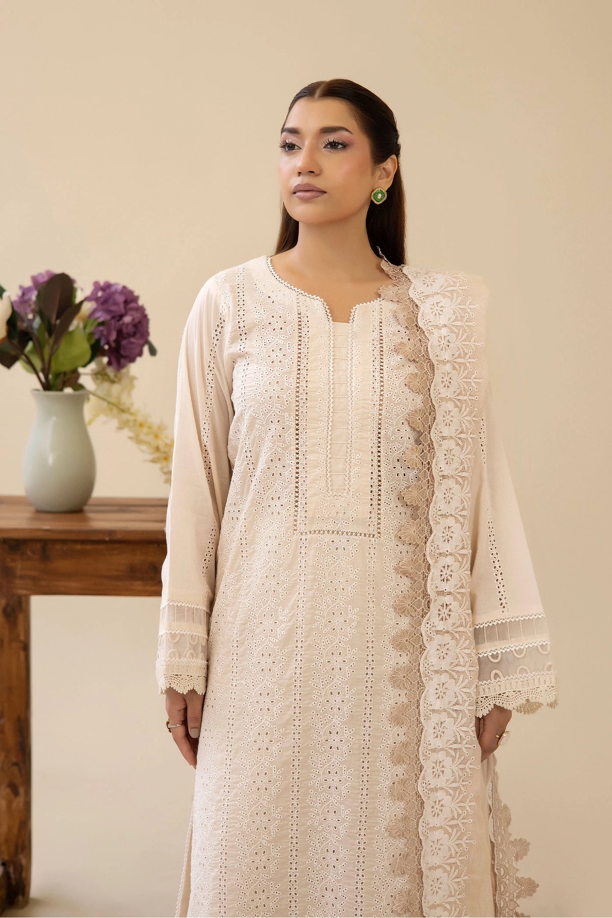 3 Piece – Embroidered Lawn