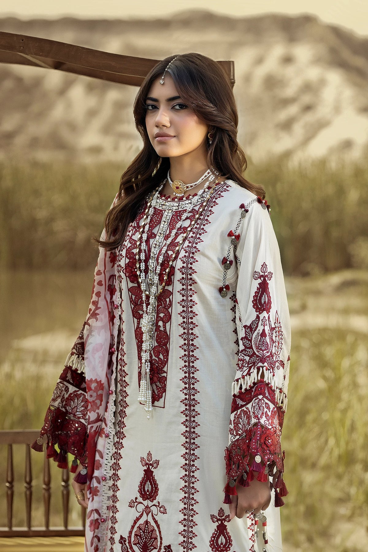 3 Piece – Embroidered Lawn