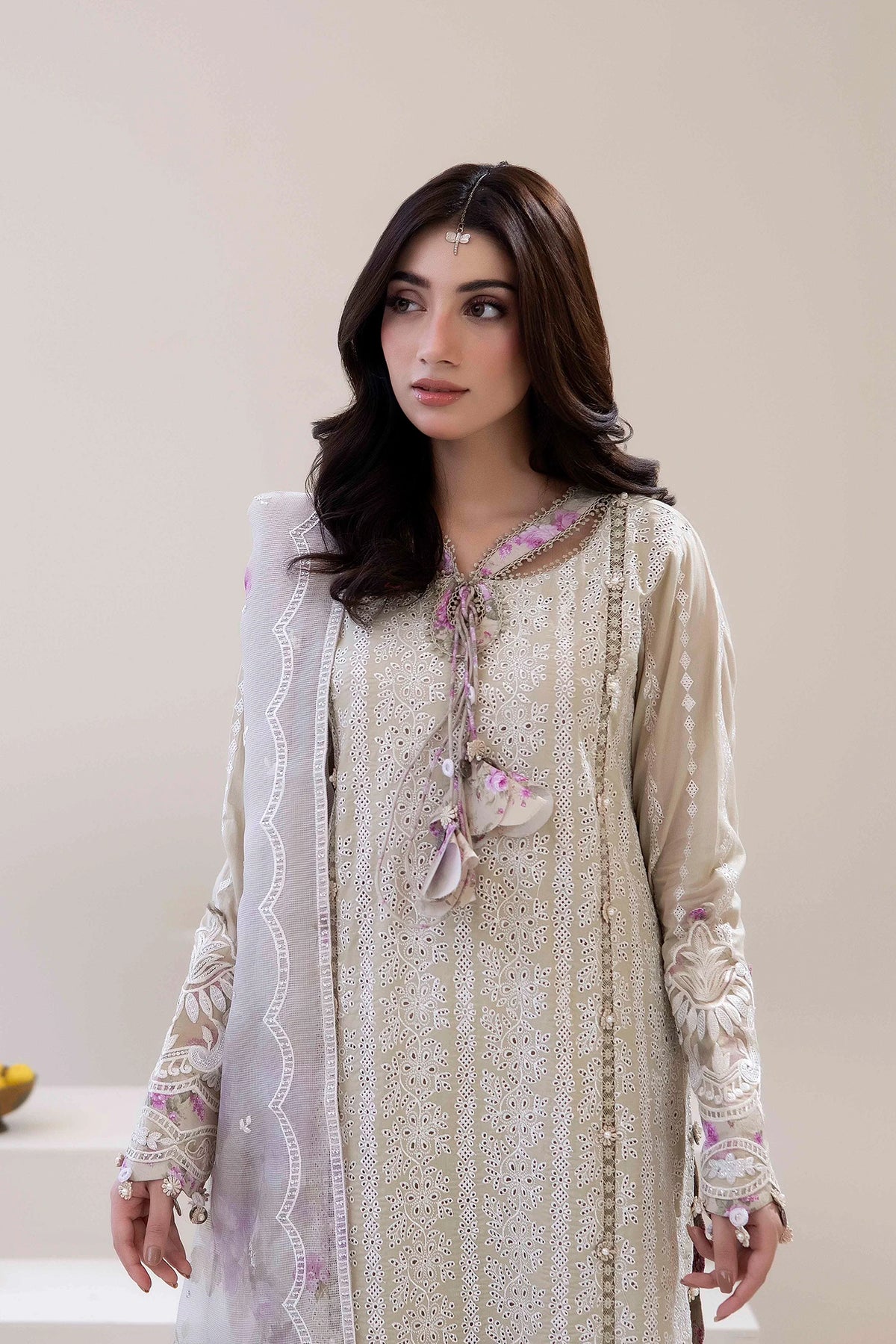 3 Piece – Embroidered Lawn