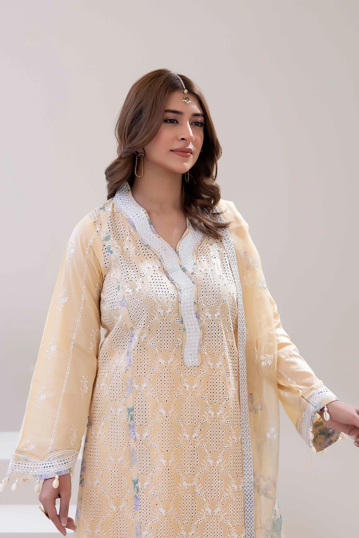 3 Piece – Embroidered Lawn