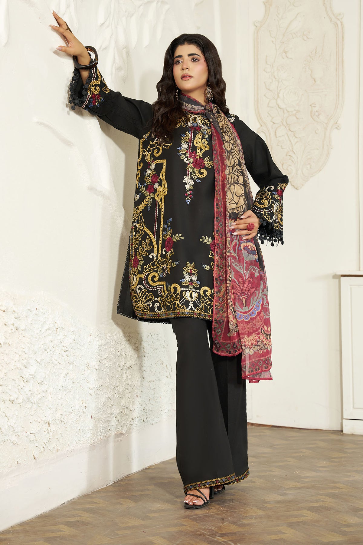 3 PIECE - EMBROIDERED LINEN EMB-715-D