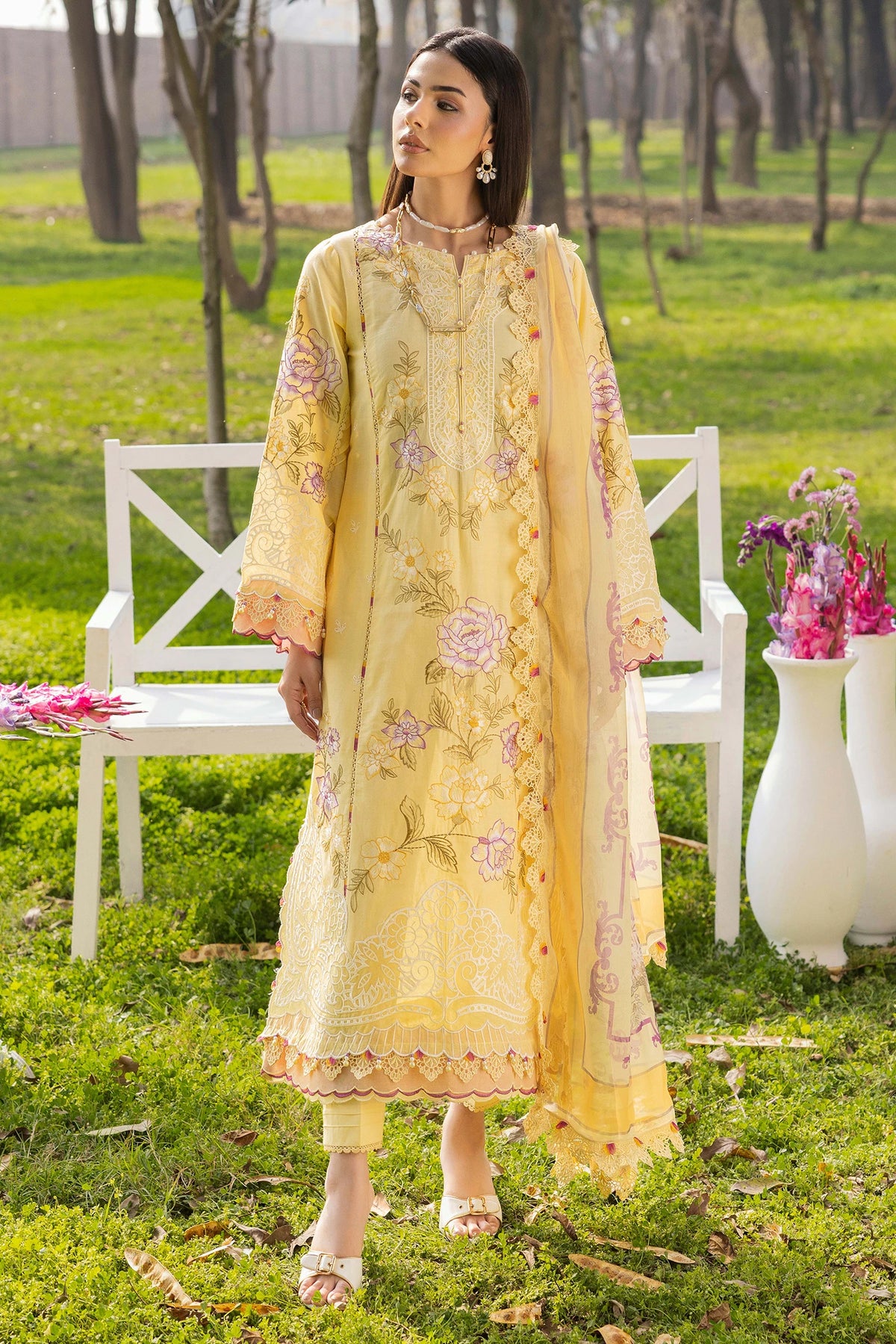 3 Piece – Embroidered Lawn