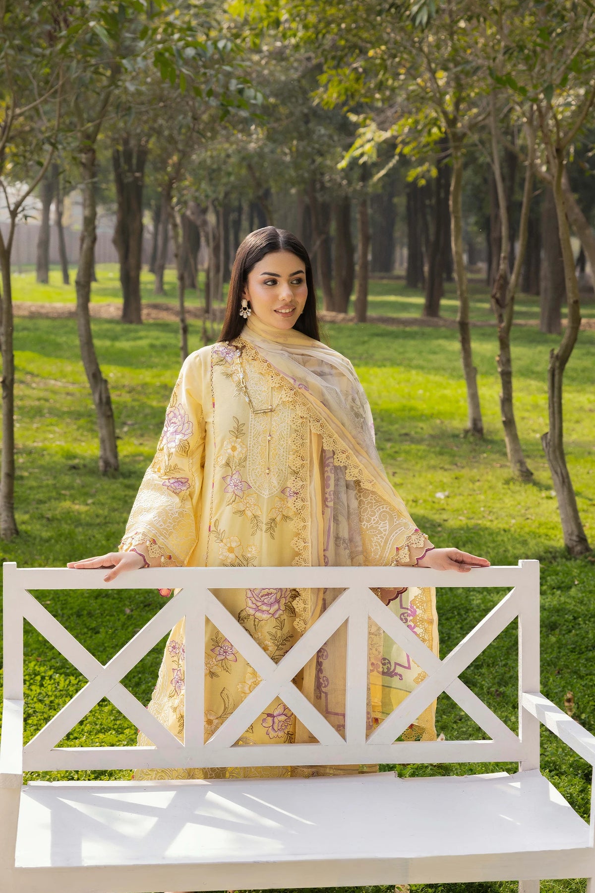 3 Piece – Embroidered Lawn