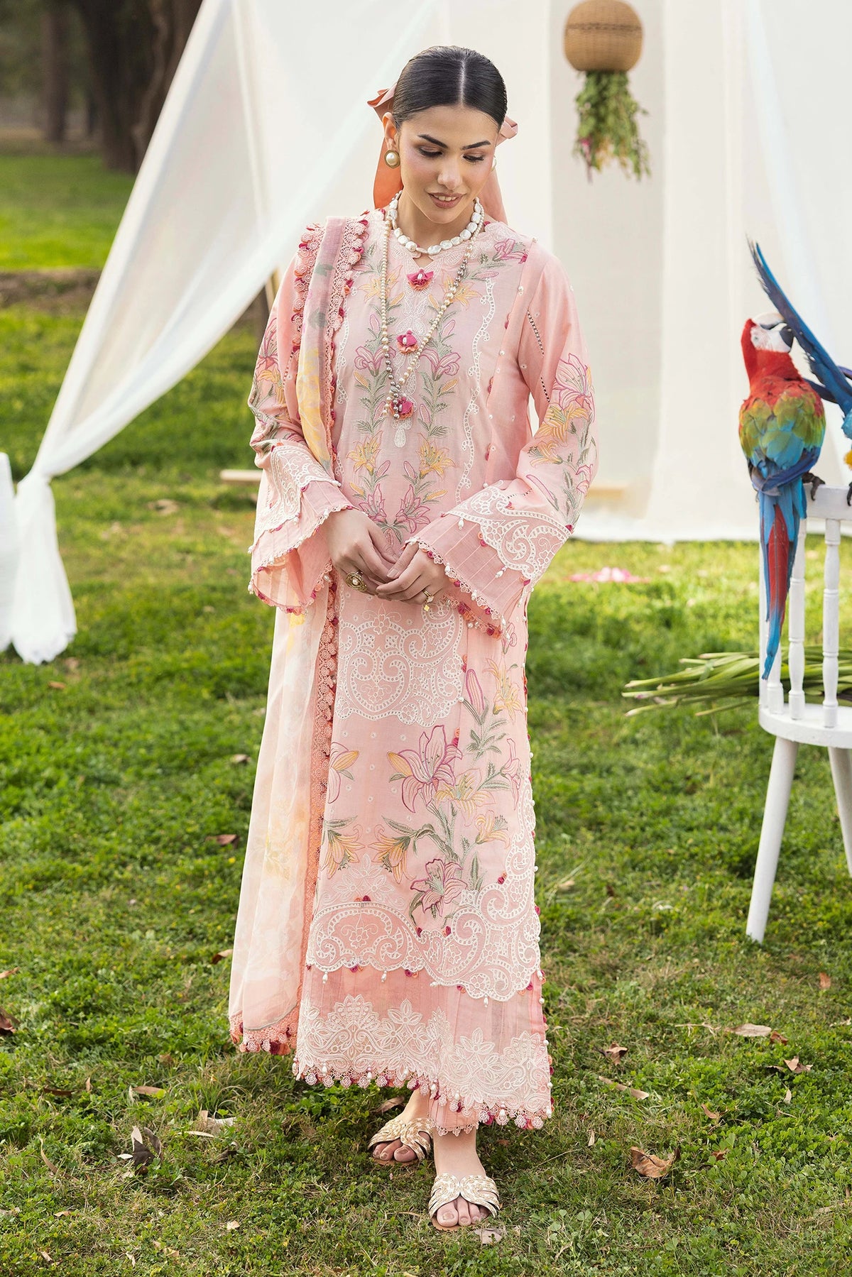 3 Piece – Embroidered Lawn