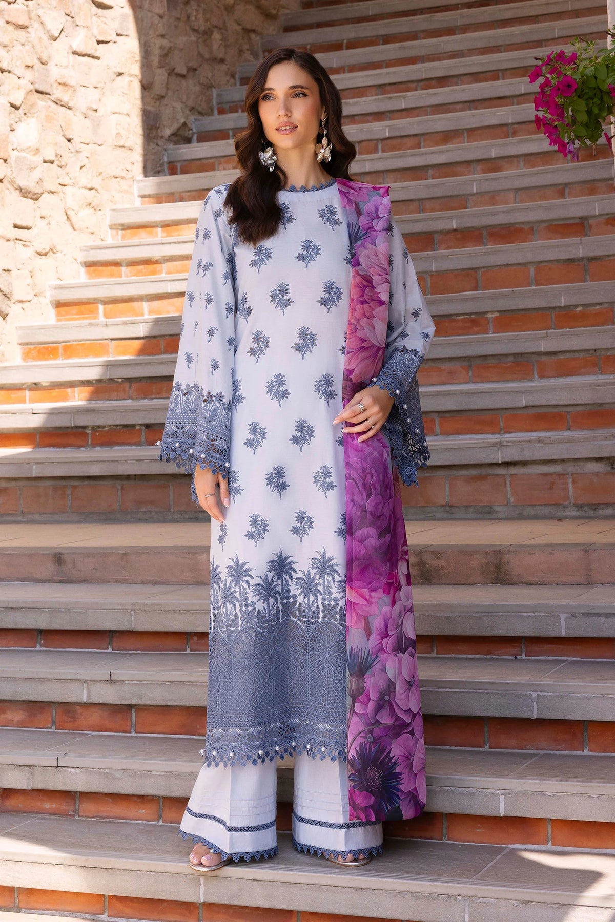 3 Piece – Embroidered Lawn