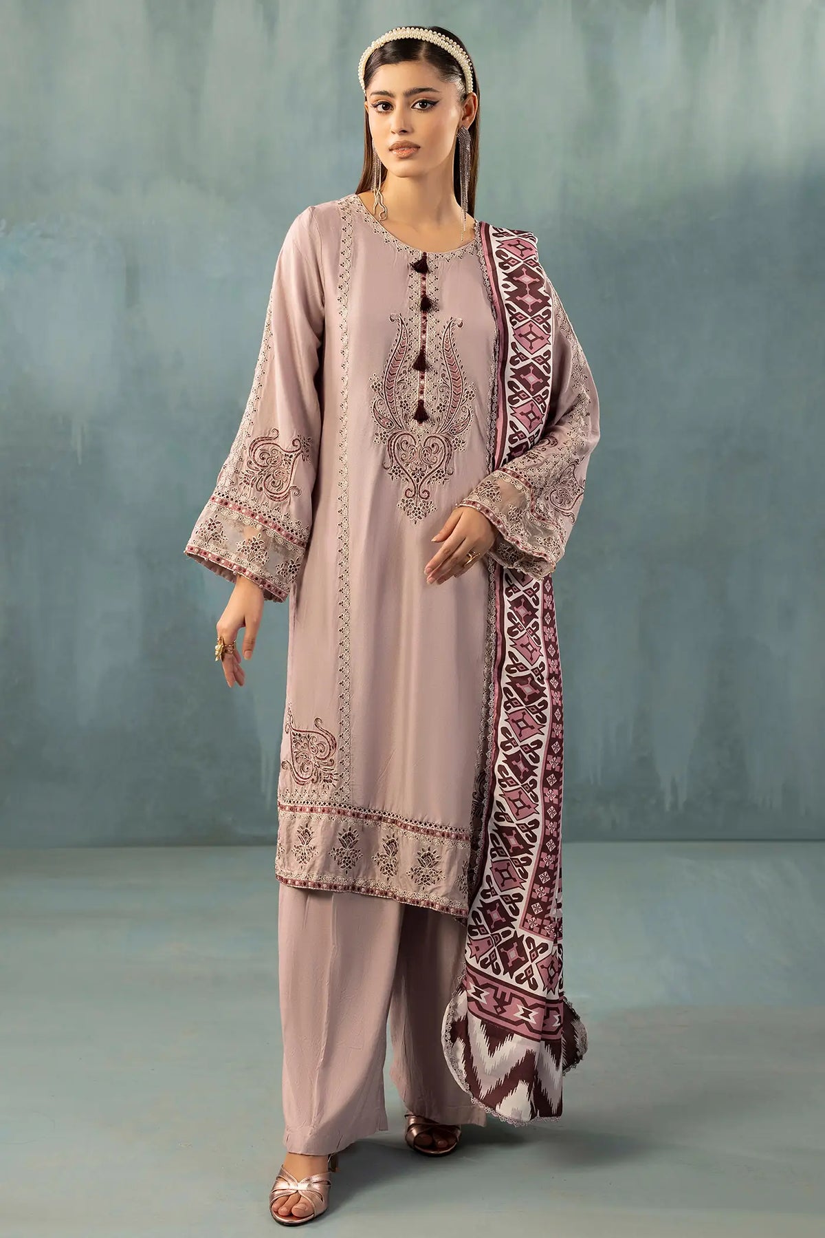 3 Piece – Embroidered Linen