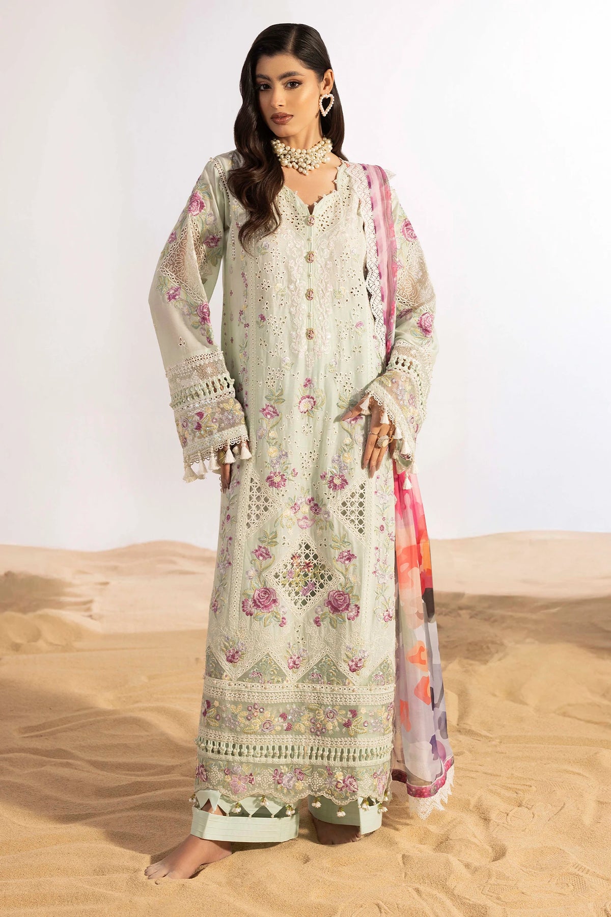 3 Piece – Embroidered Lawn