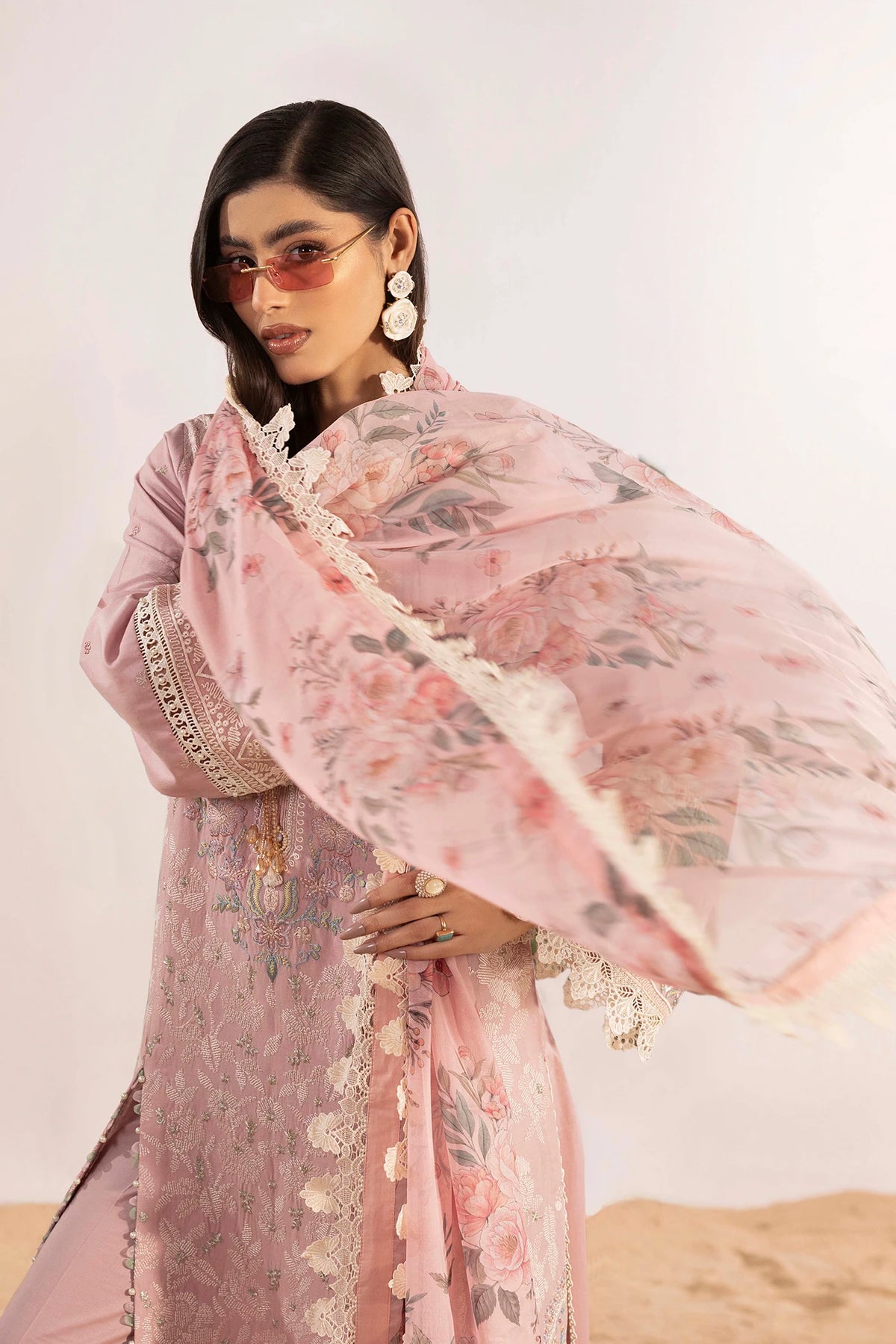 3 Piece – Embroidered Lawn