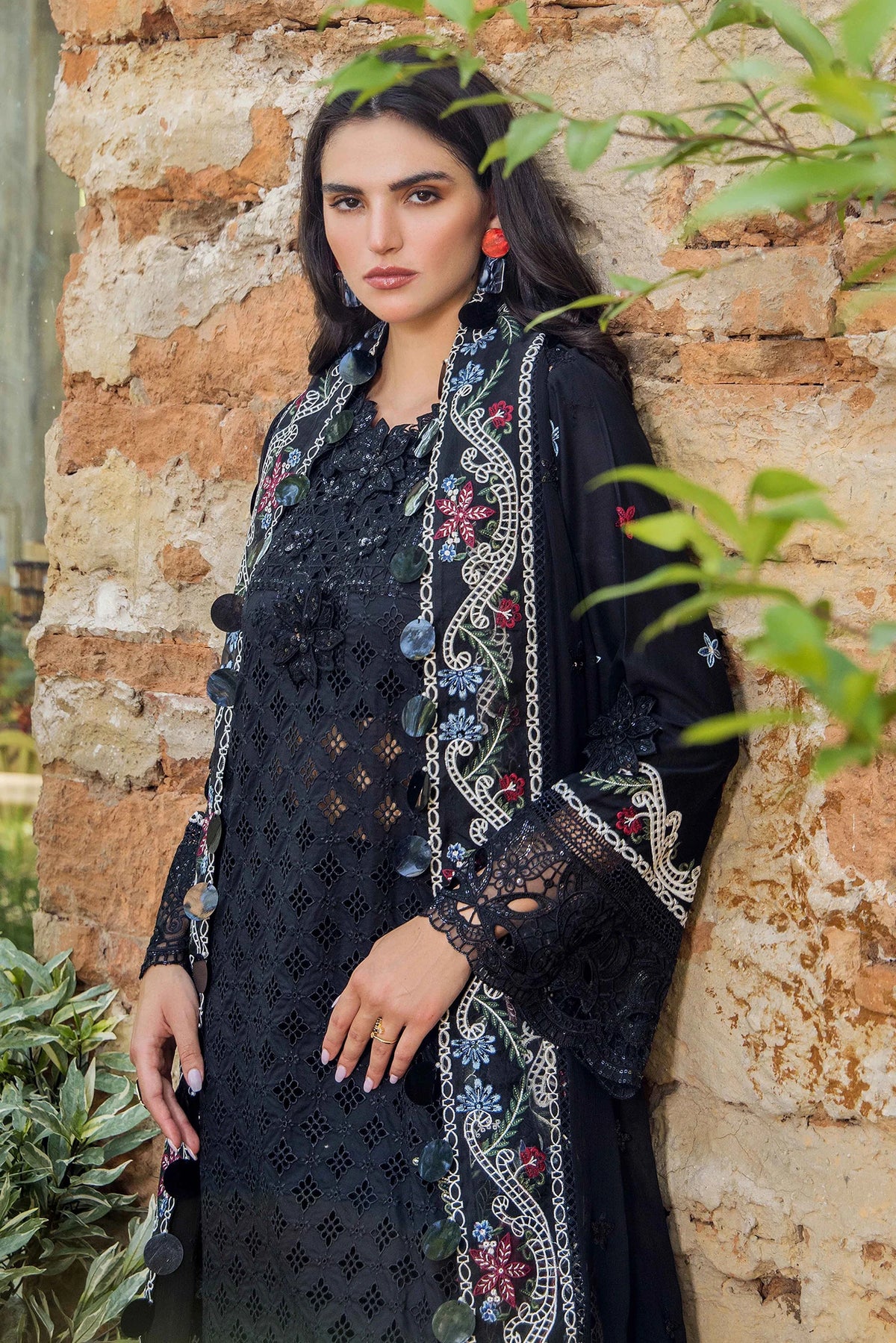 3 Piece – Embroidered Lawn