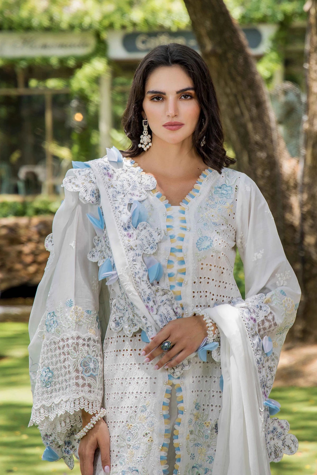 3 Piece – Embroidered Lawn