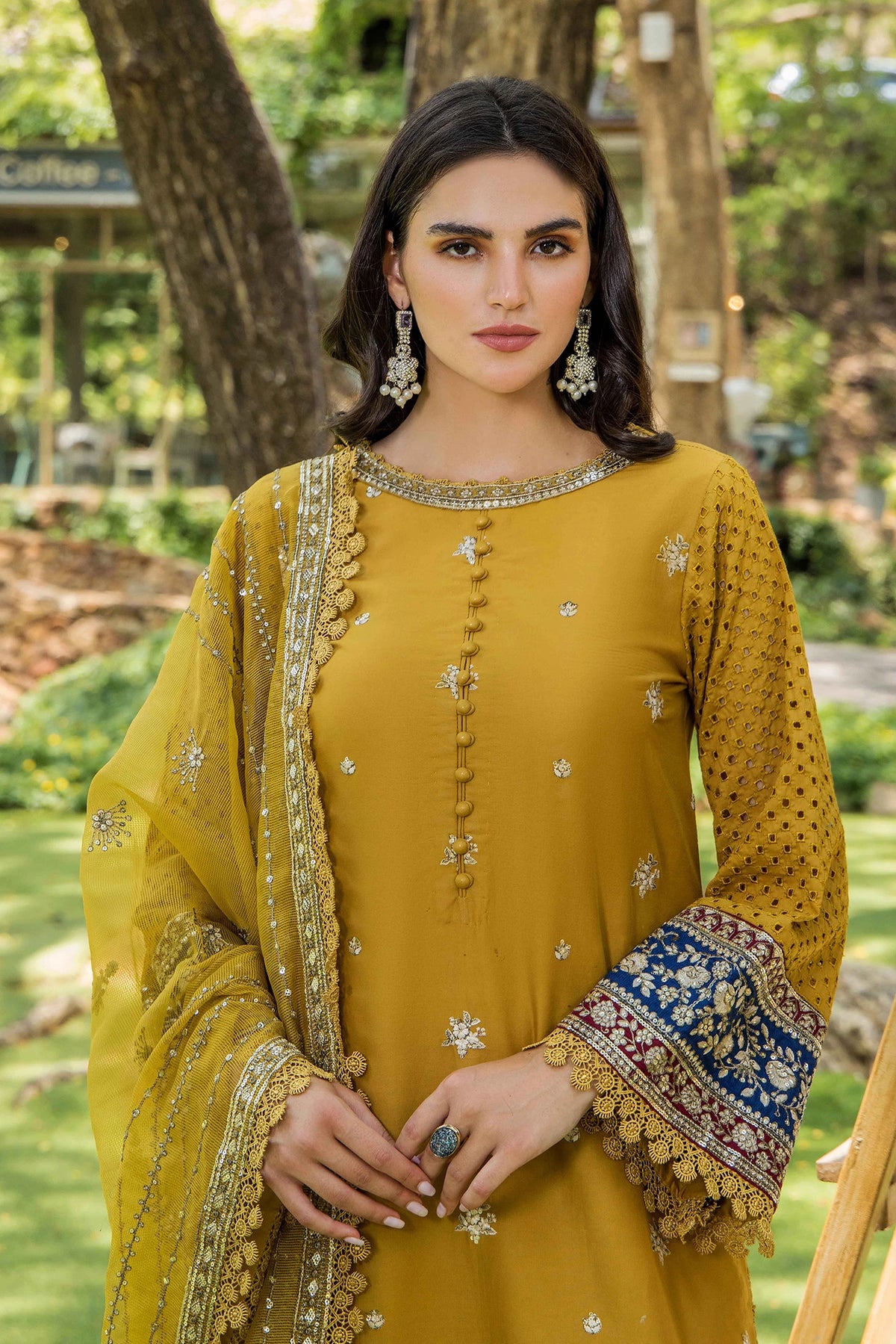3 Piece – Embroidered Lawn