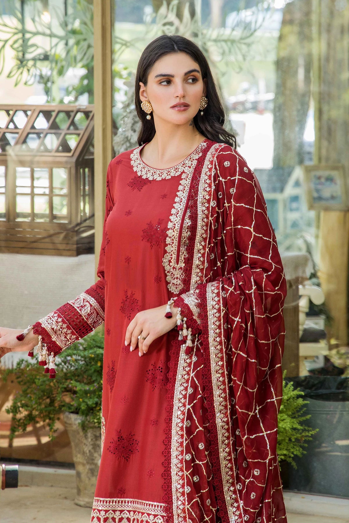 3 Piece – Embroidered Lawn