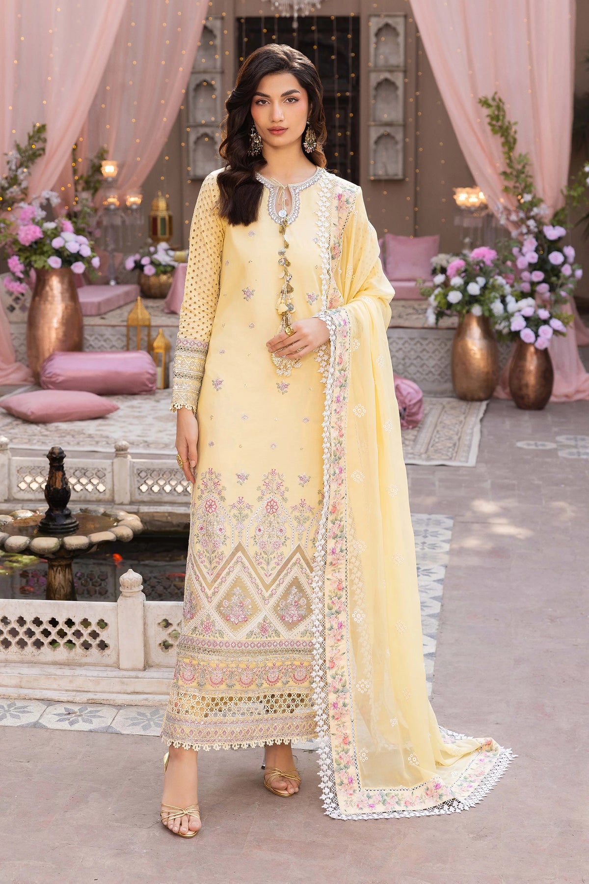 3 Piece – Embroidered Lawn