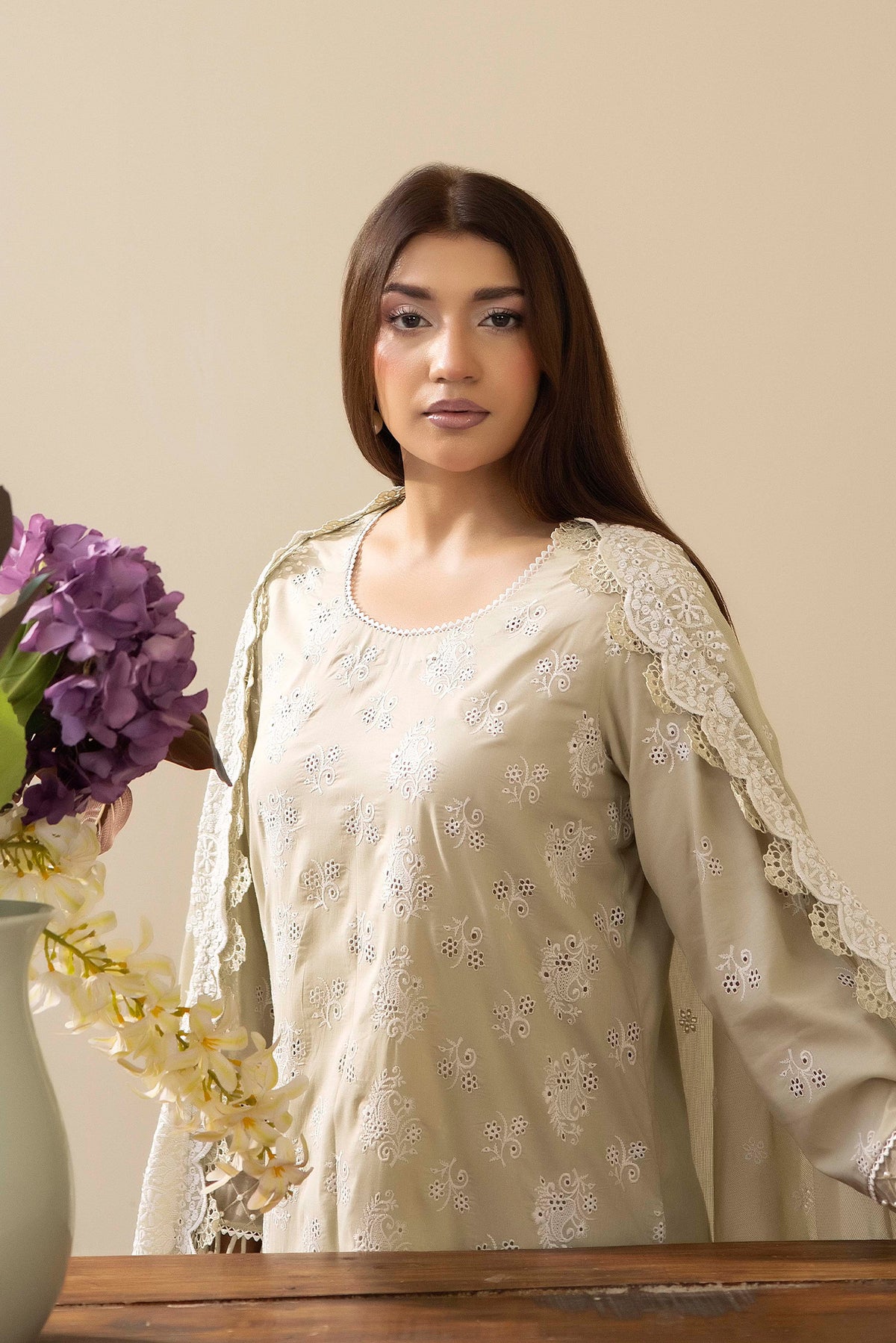 3 Piece – Embroidered Lawn