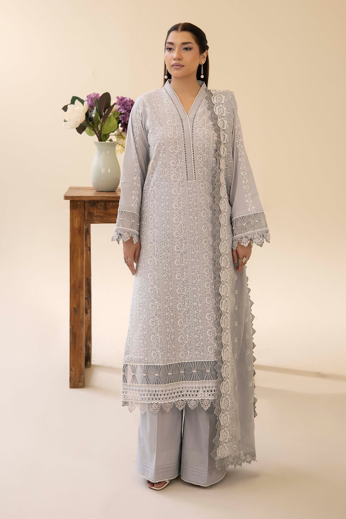 3 Piece – Embroidered Lawn